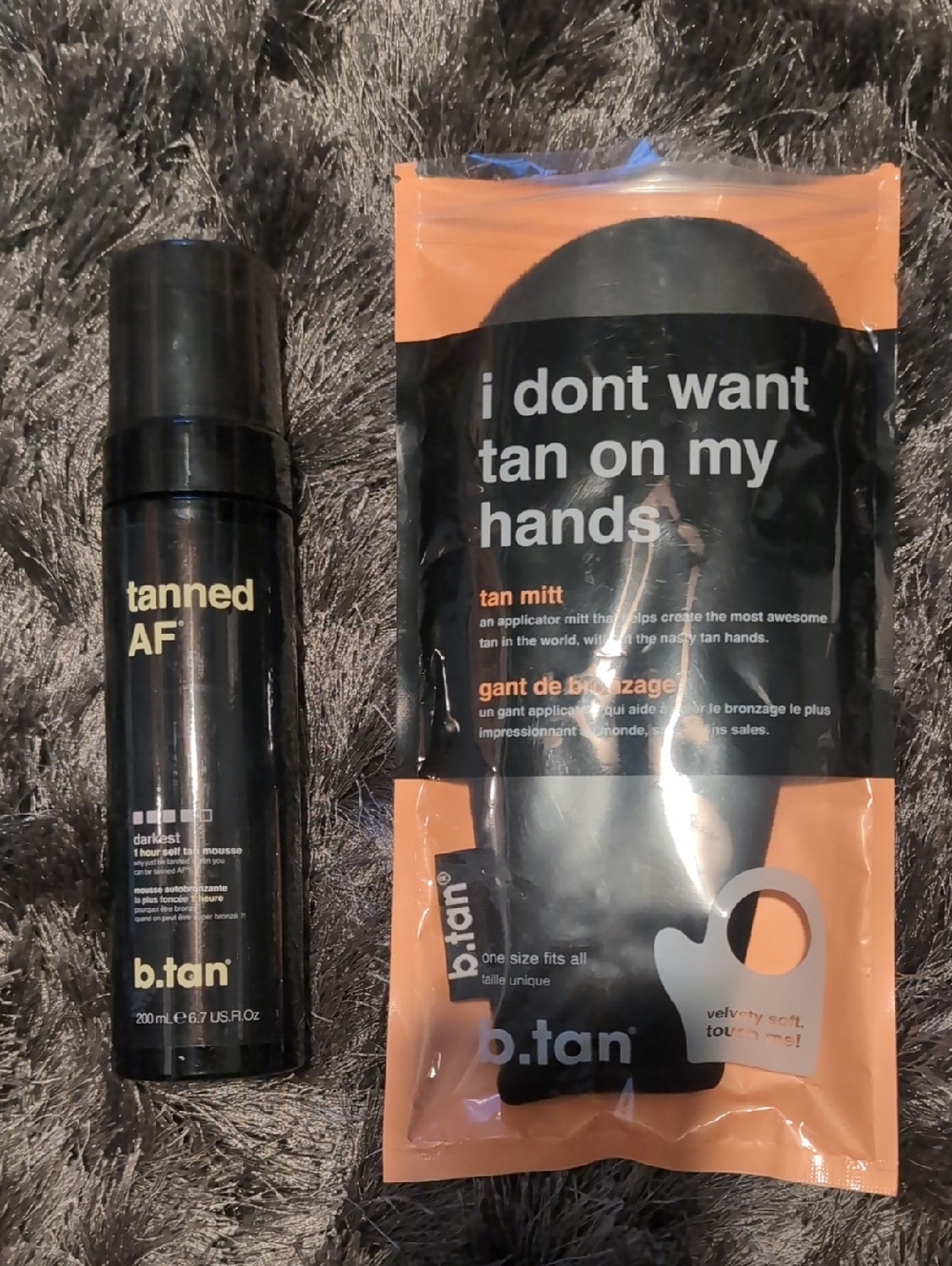 b.tan Tanned AF Mousse + Tan Mitt